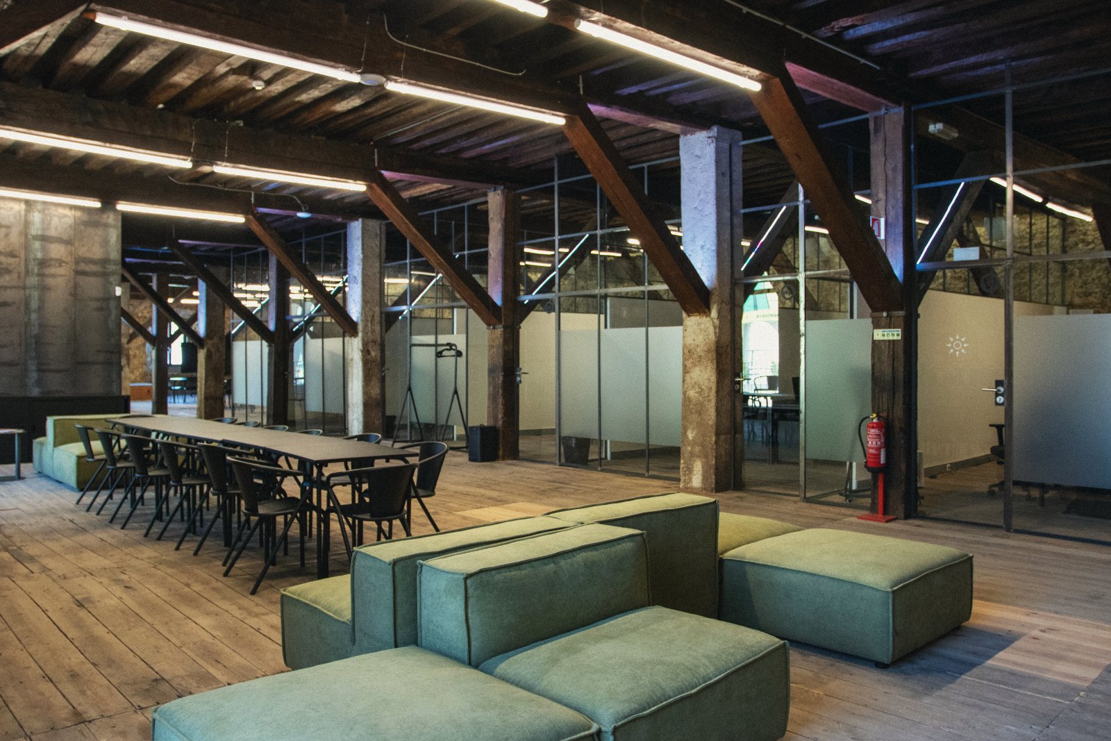 O espaço da Shaken Academy, piso 1